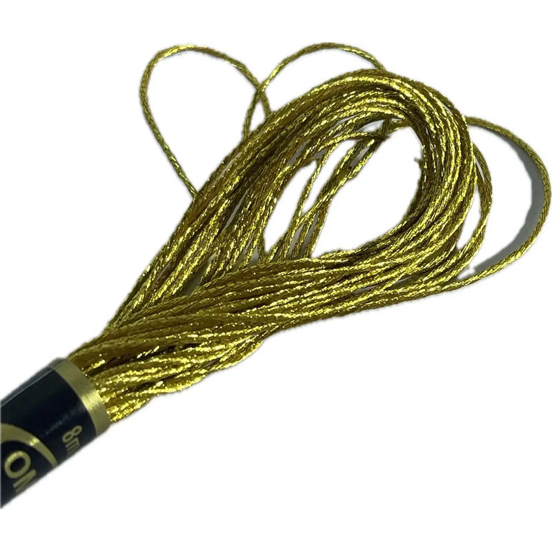 Hilo Metálico Para Bordar Omega - Caja Con 6 Madejas Color Dorado