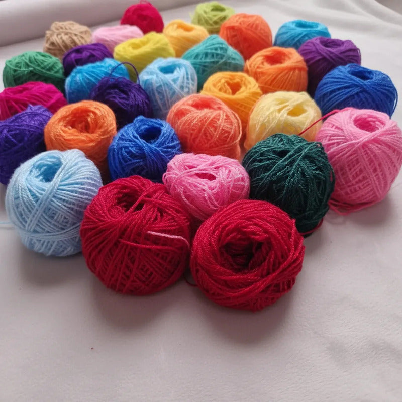 Estambre Cristal Paquete Con 48 Bolitas / 40 Metros C/u Multicolor