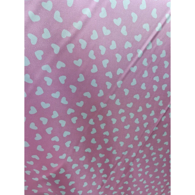 Tela Satinada Estampado De Corazón  14 De Febrero (5 Metros)