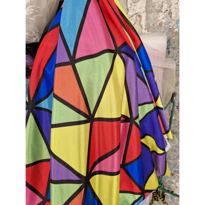 Tela Triángulos Brillante Modelo Soccer  (1 Metro) Colores Triángulos