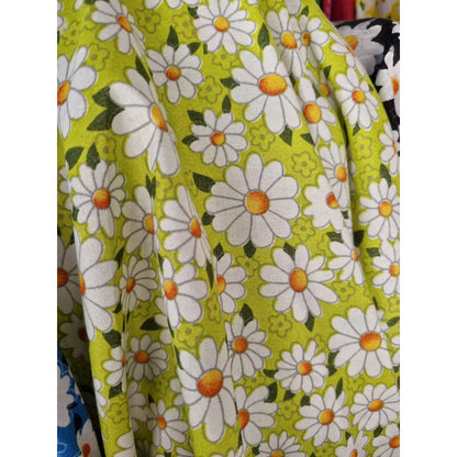 Tela Campesina Margaritas 1.70ancho ( 3 Mts ) Verde Lima Margaritas