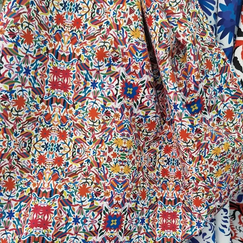 Tela Estampada Patrones Mexicanos, Bordados, Rosas (1 M)