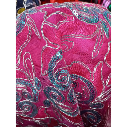 Tela Con Patrones Bordados Y Lentejuelas De Colores (1m)