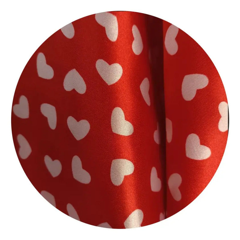 Tela Satinada Estampado De Corazón  14 De Febrero (5 Metros)