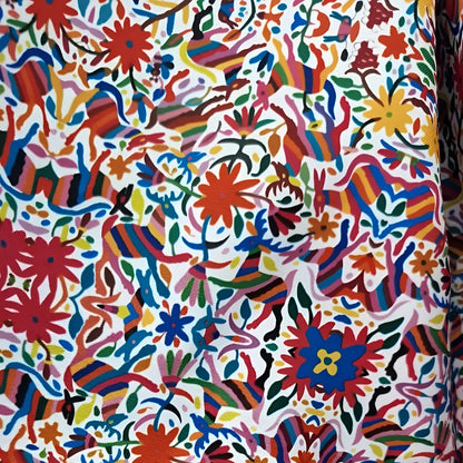 Tela Estampada Patrones Mexicanos, Bordados, Rosas (1 M)