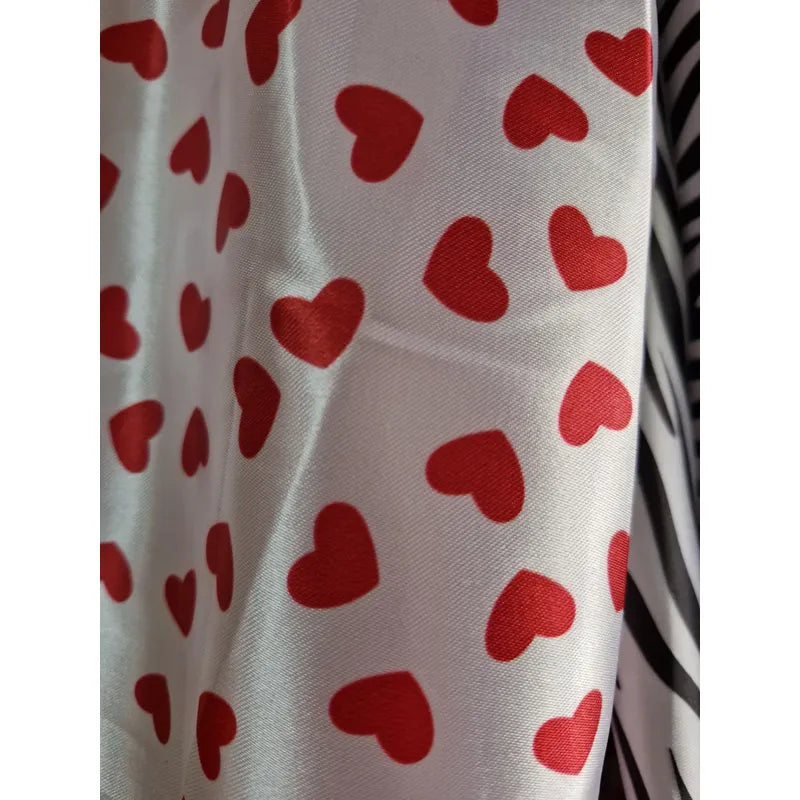 Tela Satín 14 De Febrero Corazones (1 Metro) Blanco Corazones Rojos