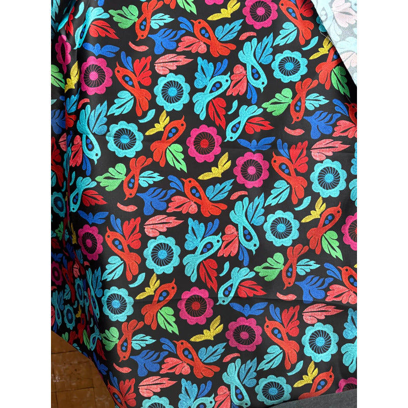 Tela Estampada Patrones Mexicanos, Bordados, Rosas (1 M)