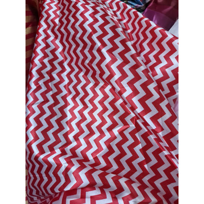 Tela Satinada De Zig Zag ( 1 Metro) Rojo Zig. Zag