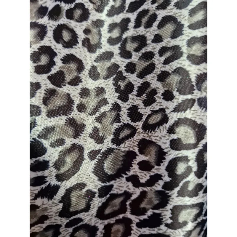 Tela Satinada De Leopardo ( 1 Metro) Gris Satín Leopardo