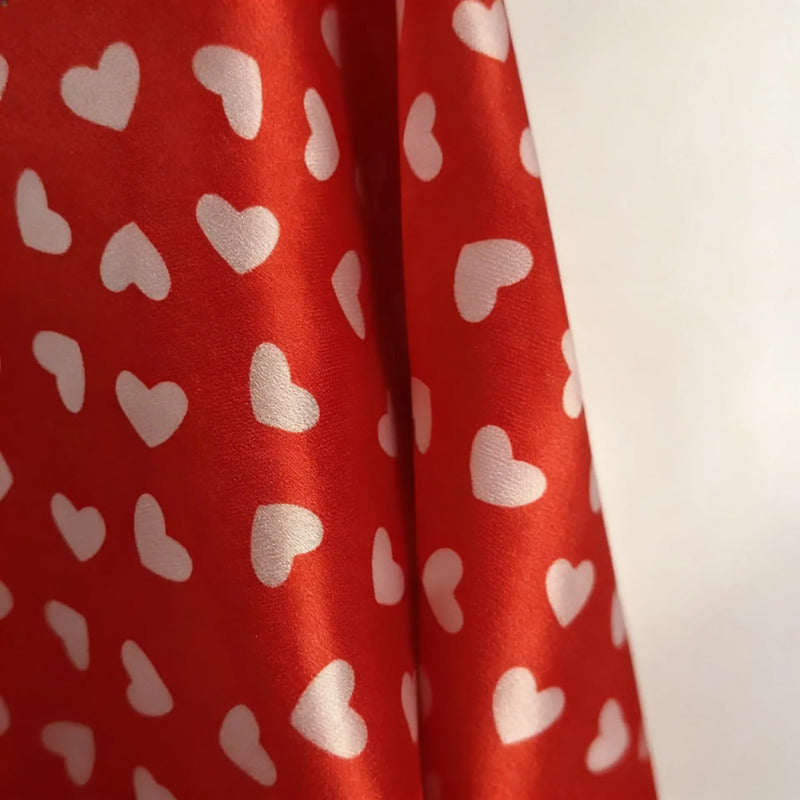 Tela Satinada Estampado Corazones San Valentín (10 Metros)
