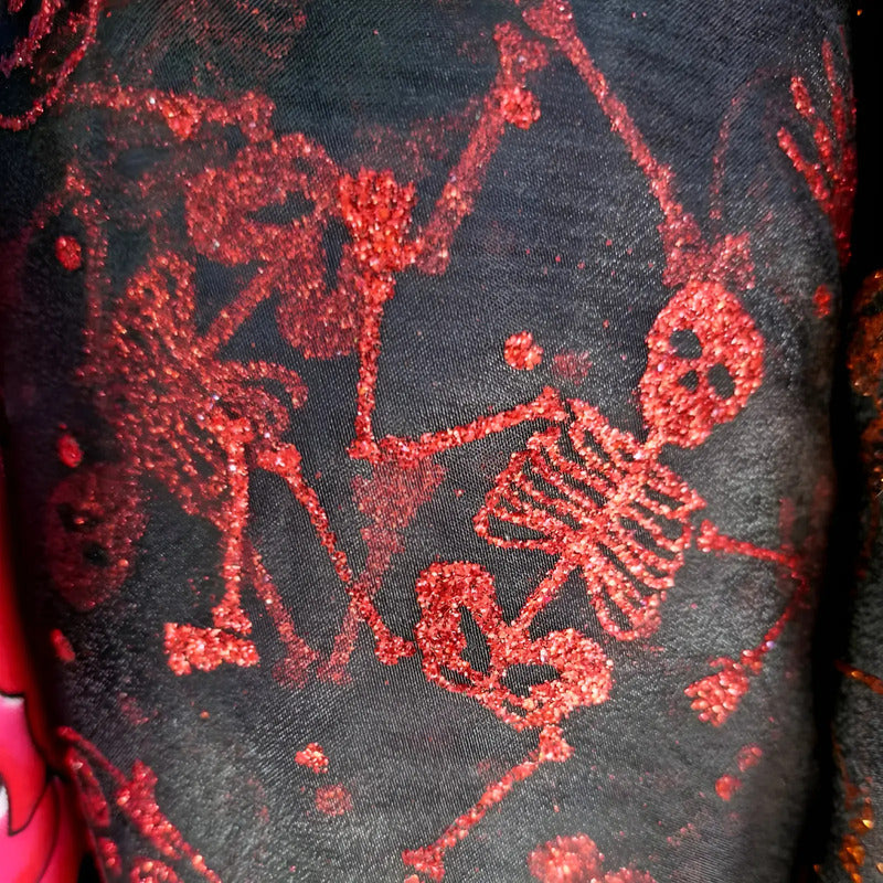 Tela Tul Con Glitter Para Disfraces Halloween (1 M) Negro Calacas Rojas