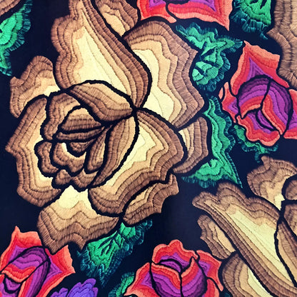 Tela Estampada Patrones Mexicanos, Bordados, Rosas (1 M)