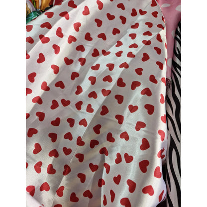 Tela Satín 14 De Febrero Corazones (1 Metro) Blanco Corazones Rojos