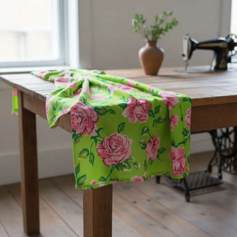 Tela Estampada Con Flores Varios Colores (1 Metro)