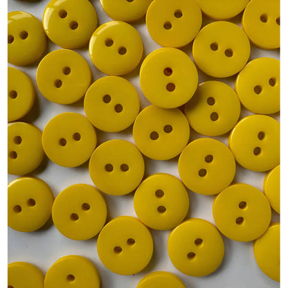 Botón Redondo Amarillo Pasta 1.5 Cm Dos Hoyos Trikel 1.5 Mm