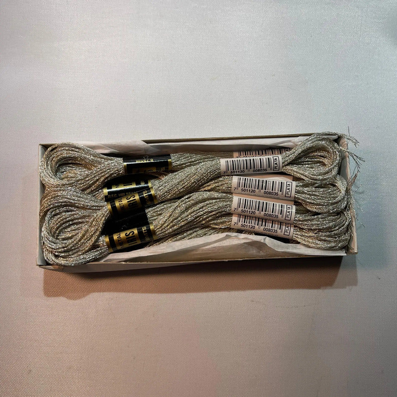 Hilo Vela Metálico P/ Bordar Metaliris (caja: 12 Madejas) Plateado