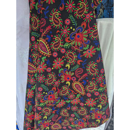 Tela Estampada Patrones Mexicanos, Bordados, Rosas (1 M)