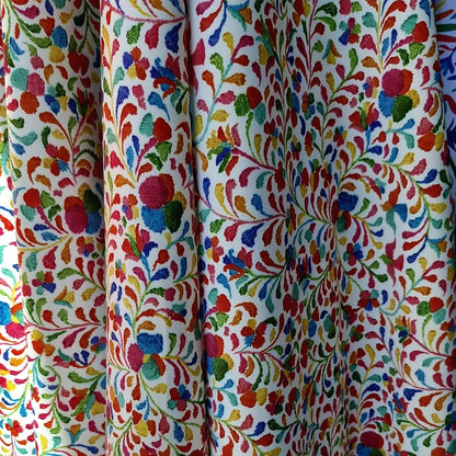 Tela Estampada Patrones Mexicanos, Bordados, Rosas (1 M)