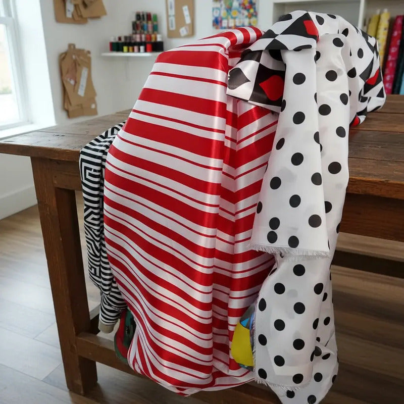 Tela Razo Estampado Patrones Navideños (1 Metro)